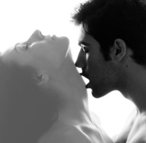 neck kiss ghost